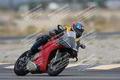 media/Nov-15-2025-Race Pace (Sat) [[8de605a2d8]]/Non Verified Riders (1st 20 Minutes)/Turn 4 (1010am)/